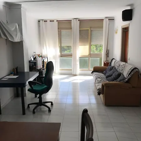 Pis Ampli I Còmode A 5 Min De L’escala * Bellcaire d'Emporda